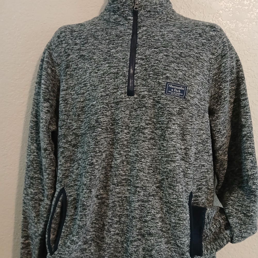 Abercrombie & Fitch Heathered Gray Zip-Up Sweater